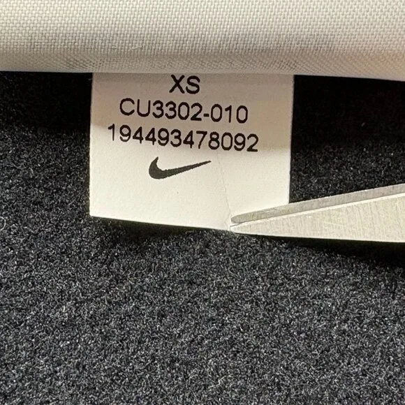 Nike Aerolayer Womens Running Gilet Vest Size XS Black Padded Pockets NEW - Picture 6 of 12